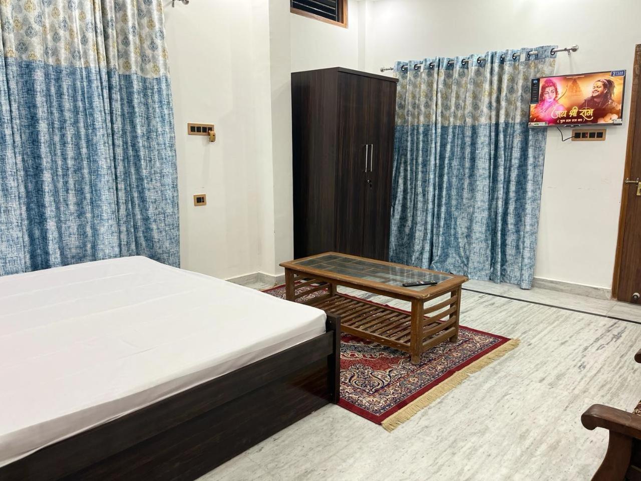 Shri Ram International Home Stay Ayodhya Екстер'єр фото