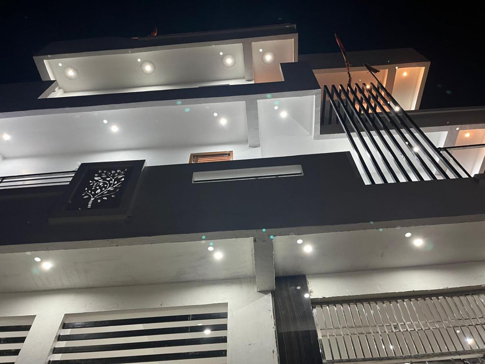 Shri Ram International Home Stay Ayodhya Екстер'єр фото