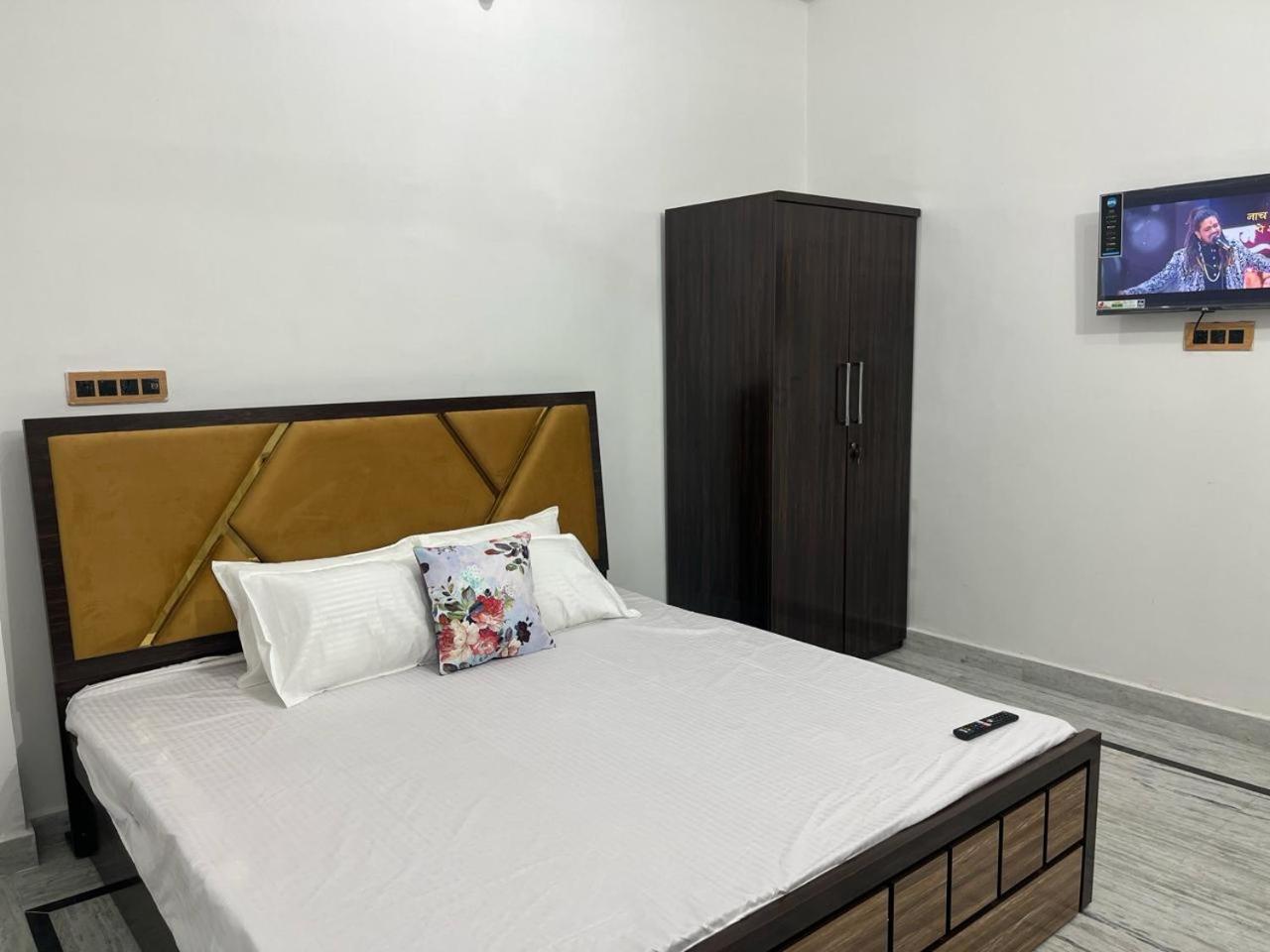 Shri Ram International Home Stay Ayodhya Екстер'єр фото