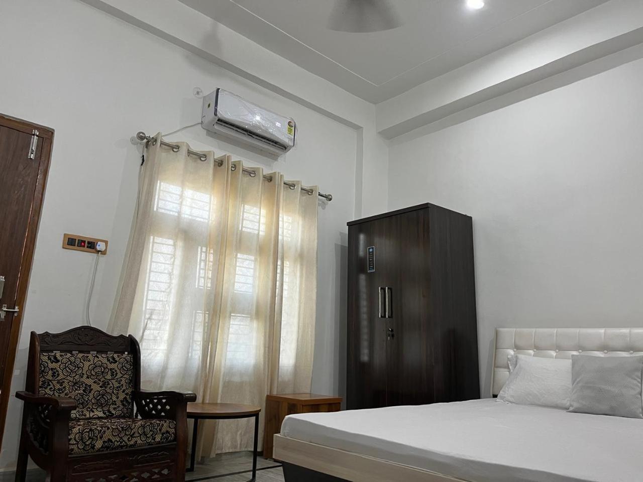 Shri Ram International Home Stay Ayodhya Екстер'єр фото