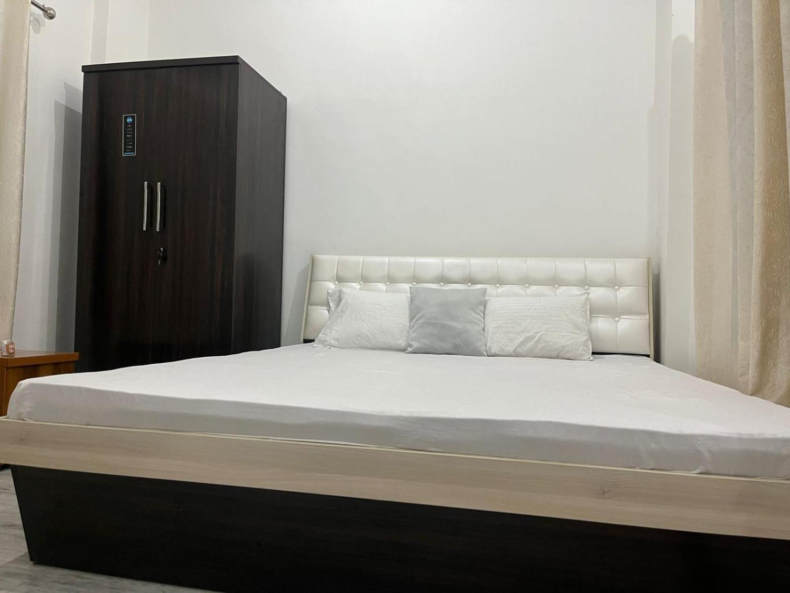Shri Ram International Home Stay Ayodhya Екстер'єр фото