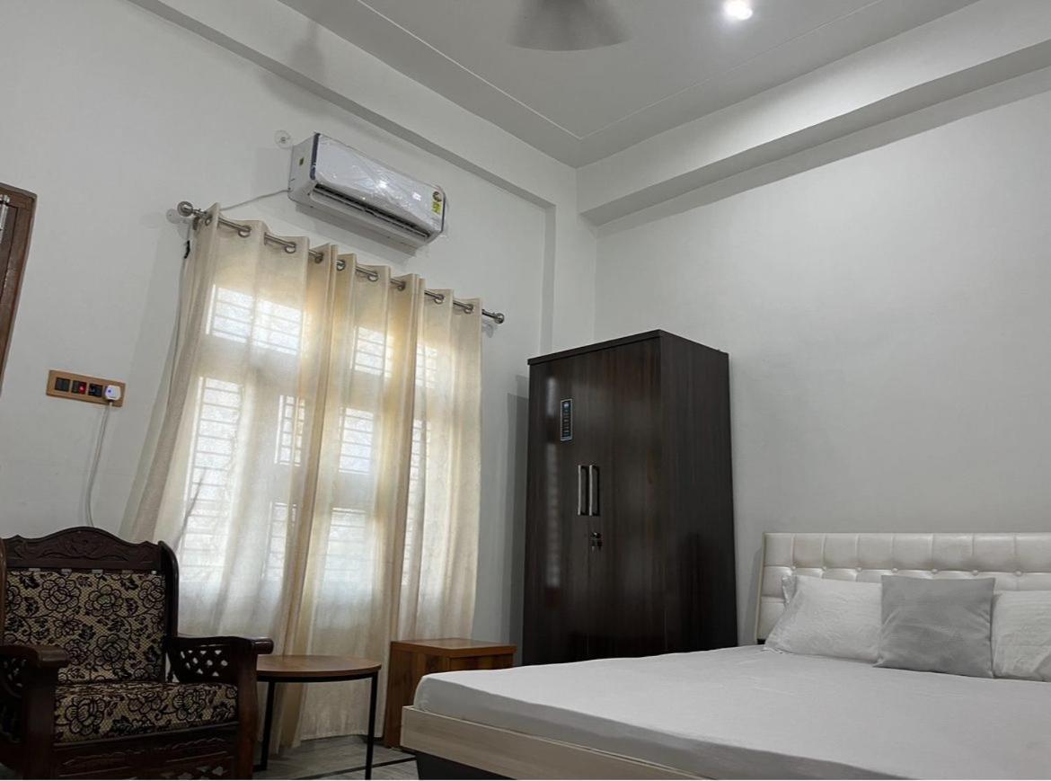 Shri Ram International Home Stay Ayodhya Екстер'єр фото