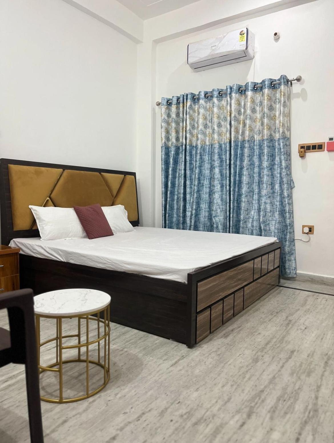 Shri Ram International Home Stay Ayodhya Екстер'єр фото